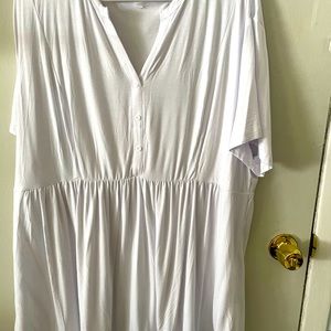 Top looks like Dress on me I’m 4”10 height